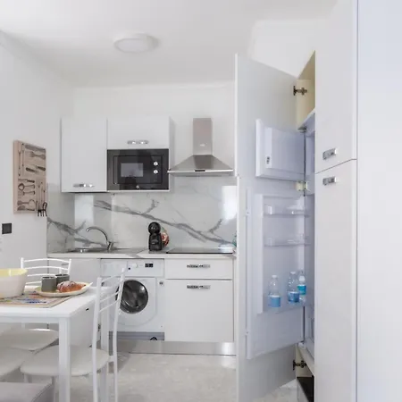 Σπίτι διακοπών Casa Liri -centrale, Moderna, 5min Spiaggia, Ariston-