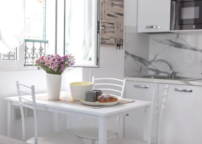 Ferienhaus Casa Liri -centrale, Moderna, 5min Spiaggia, Ariston- Sanremo