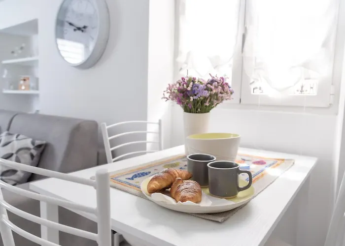 Ferienhaus Casa Liri -centrale, Moderna, 5min Spiaggia, Ariston-